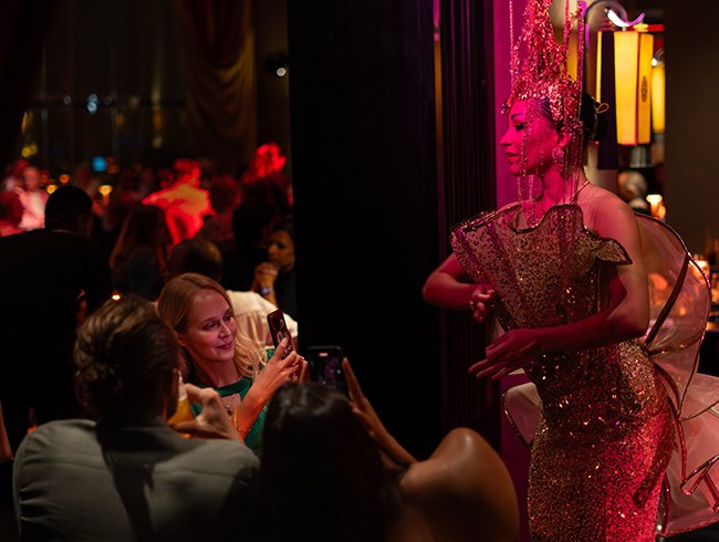 A Merry Christmas Eve At Buddha-Bar